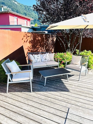 Coole Gartenlounge grau beige