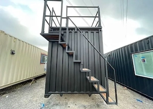 Einzigartiges, modernes Containerhaus mit Panorama-Dachterrasse Bild 2