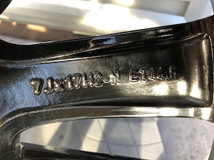 Mercedes- benz Original Winterräder 225.50 R17 Wie NEU Michelin Reifen 8 mm Dot 3225 Bild 8