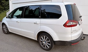 Ford Galaxy GHIA 2.0 TD - 7 Sitzer Bild 2