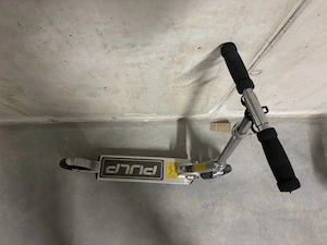 2 Kinder-Scooter   3-Rad-Scooter + Alu-Scooter   günstig abzugeben