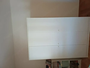 Kleiderschrank Bild 2