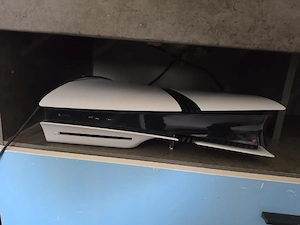 PlayStation 5 Pro  Bild 2