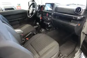 Suzuki Jimny Bild 9