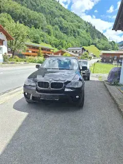 Bmw X5 E70 3.0d Österreich Packet M Packet ab Werk Bild 2