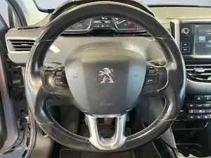 Peugeot 2008 Bild 9