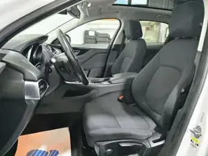 Jaguar F-Pace Bild 9