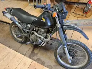 HondaXL600RPD06 Enduro  Bild 4
