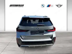 BMW X1 xDrive20d U11 M Sportpaket Head-Up DAB Bild 6