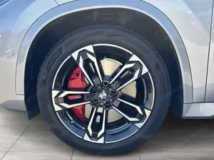 BMW X1 xDrive20d U11 M Sportpaket Head-Up DAB Bild 7