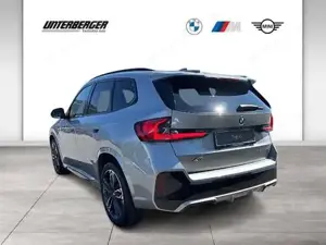 BMW X1 xDrive20d U11 M Sportpaket Head-Up DAB Bild 3