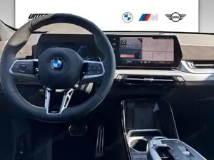 BMW X1 xDrive20d U11 M Sportpaket Head-Up DAB Bild 8