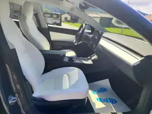 Tesla Model 3 Long Range AWD inkl. Enhanced Autopilot (EAP) 3... Bild 9