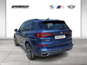 BMW X5 xDrive45e M Sportpaket // Anhängerkupplung // Head-Up // Panorama Glasdach Bild 4