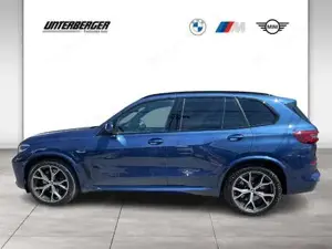 BMW X5 xDrive45e M Sportpaket // Anhängerkupplung // Head-Up // Panorama Glasdach Bild 3