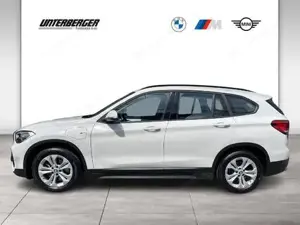 BMW X1 xDrive25e Head-Up // Rückfahrkamera // Bild 3