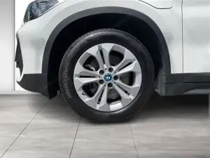 BMW X1 xDrive25e Head-Up // Rückfahrkamera // Bild 6