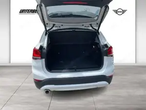 BMW X1 xDrive25e Head-Up // Rückfahrkamera // Bild 12
