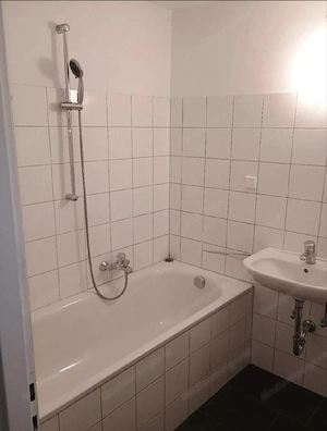 provisionsfrei 1Zimmerwohung mit Balkon Bild 4