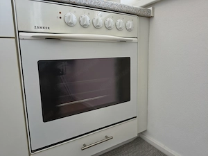 Küche weiß inkl. Herd, Kochfeld, Kühlschrank und Gefrierfach- 280 cm x 190 cm Bild 4
