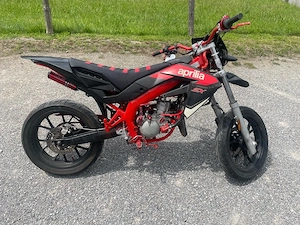 Aprilia SX 50 Bild 2