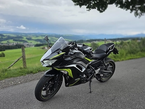 Kawasaki Ninja 650 Bild 3
