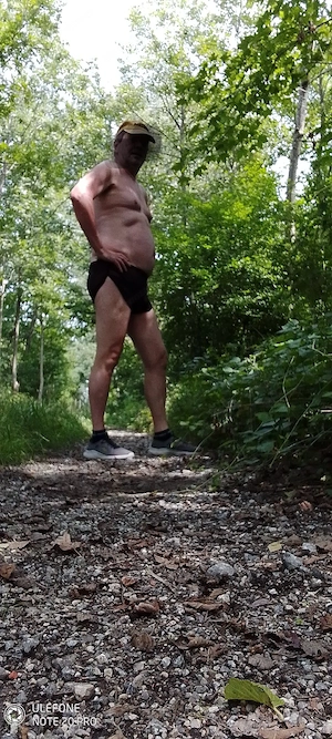 Suche gleichgesinnte Frau für sexuelle Kontakte in der freien Natur  Bild 2