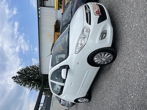 Hyundai i10 TÜV.8.2027 Bild 3