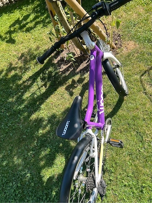  woom 4 Kinderfahrrad 20 Zoll   Lila (inkl. Schutzblechen)  Bild 4