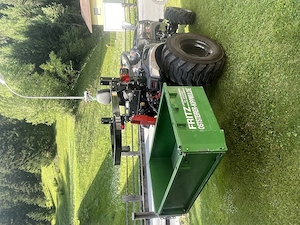 Solis Mini Traktor mit Kippmulde Bild 5