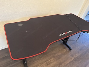 DXRacer Schreibtisch Bild 3