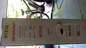 Haushalt Sharp 4K Ultra HD Fernseher Bild 2