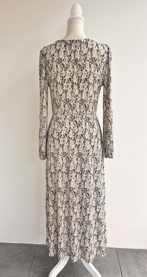 Damen langarm Kleid mit V Ausschnitt von MNG Bild 3