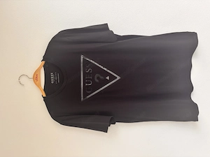 Schwarzes Herren T Shirt von GUESS