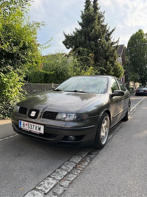 Seat Toledo 1,9 TDI 110ps frisch vorgeführt  Bild 2