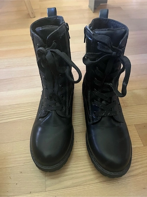 Schöne Mädchenstiefel Gr.35 Bild 4