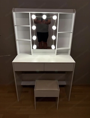 Schminktisch mit Spiegel und heller LED Beleuchtung Bild 2