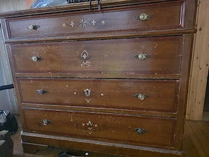 Kommode aus der Biedermeier Zeit Bild 2