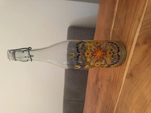 Wasserflasche mit Deckel