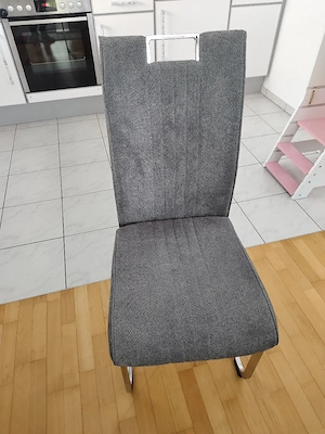 Schwingstühle Bild 2