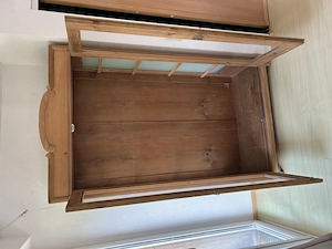 Schöner alter Kasten  wegen Umbau  Bild 2