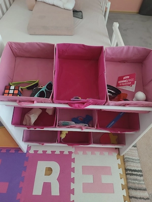 Spielsachenablage