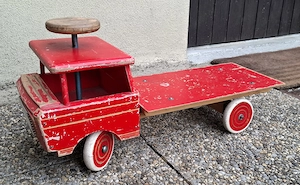 Holz-Spielzeug LKW