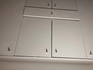 Bett,Schuschrank Bild 2