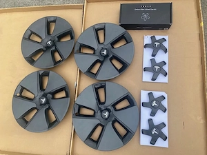 Tesla 3, Neuwertige Alufelgen Bild 5
