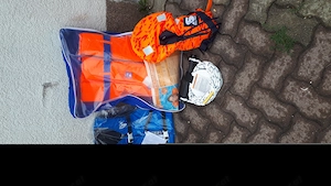 Wakebord SchwimmwestenZubehör Schwimmreifen mit SeilNeuwertig Bild 2