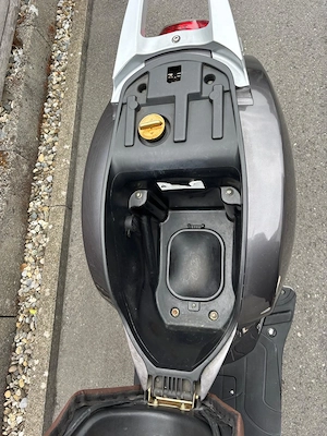 Beeline Memory 50 Moped Roller  Bild 5