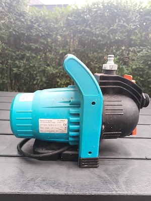Gardena Gartenpumpe 3000 4   600 W Bild 2
