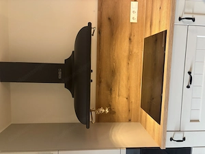 Kueche mit Bosch-Gaerete und mit einem Keramikspuelbecken von Villeroy&Boch Bild 8