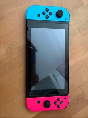 Nintendo Switch Bild 2
